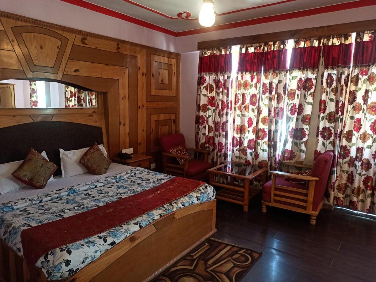 Hotel Prini Inn Manāli 部屋 写真