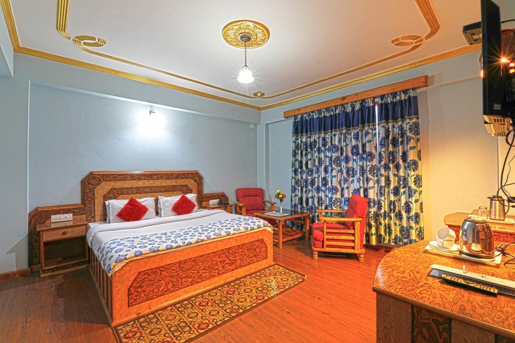 Hotel Prini Inn Manāli エクステリア 写真