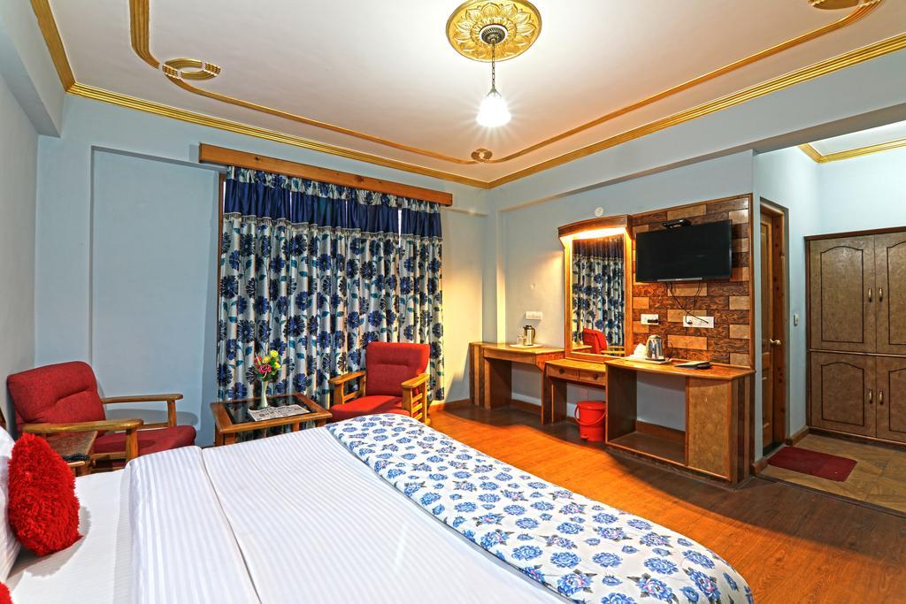 Hotel Prini Inn Manāli エクステリア 写真