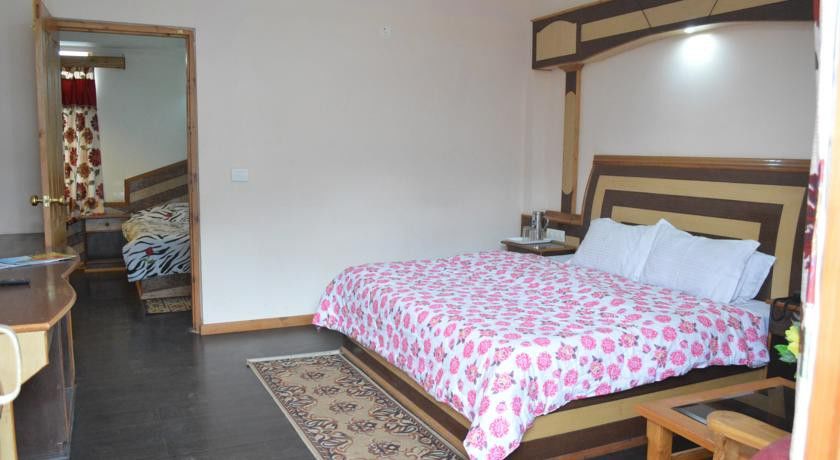 Hotel Prini Inn Manāli エクステリア 写真